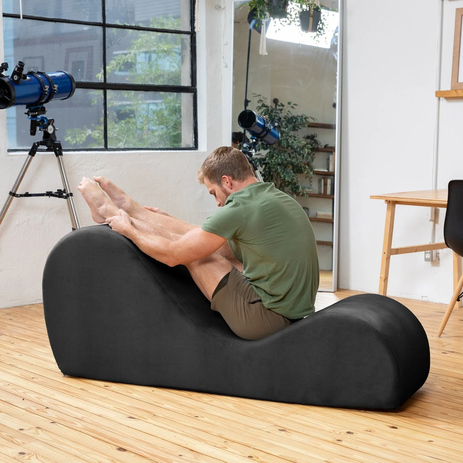 Avana Yoga Chaise Lounge Chair