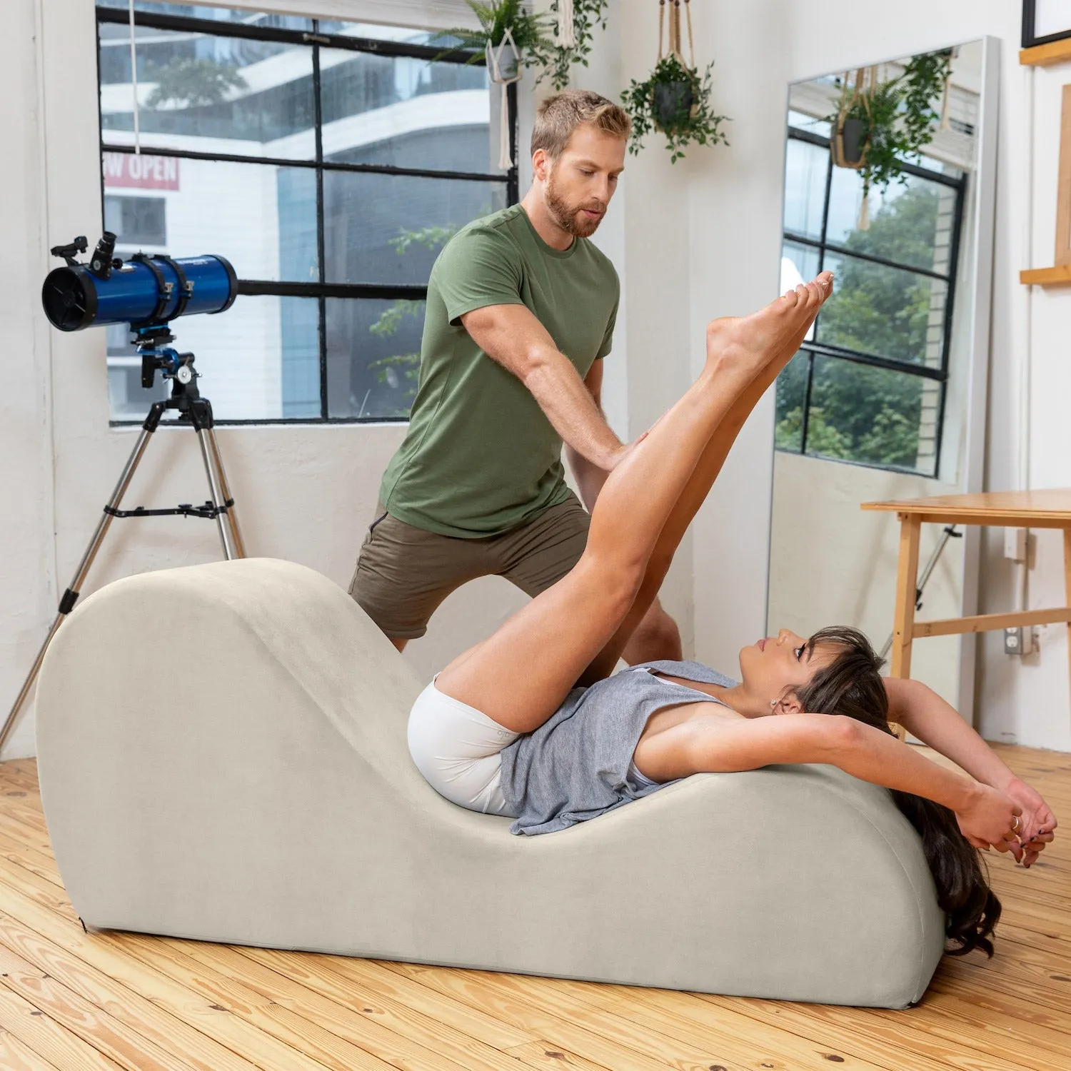 Avana Yoga Chaise Lounge Chair