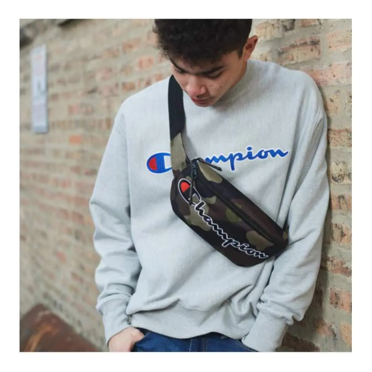 Champion Men's Heather Gray Fleece Lined Reverse Weave Crew Sweatshirt