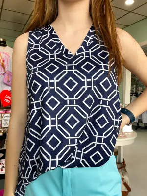 Classic Shapes Amy Top