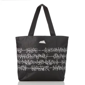Day Tripper | Lei Puamana by Salvage Public