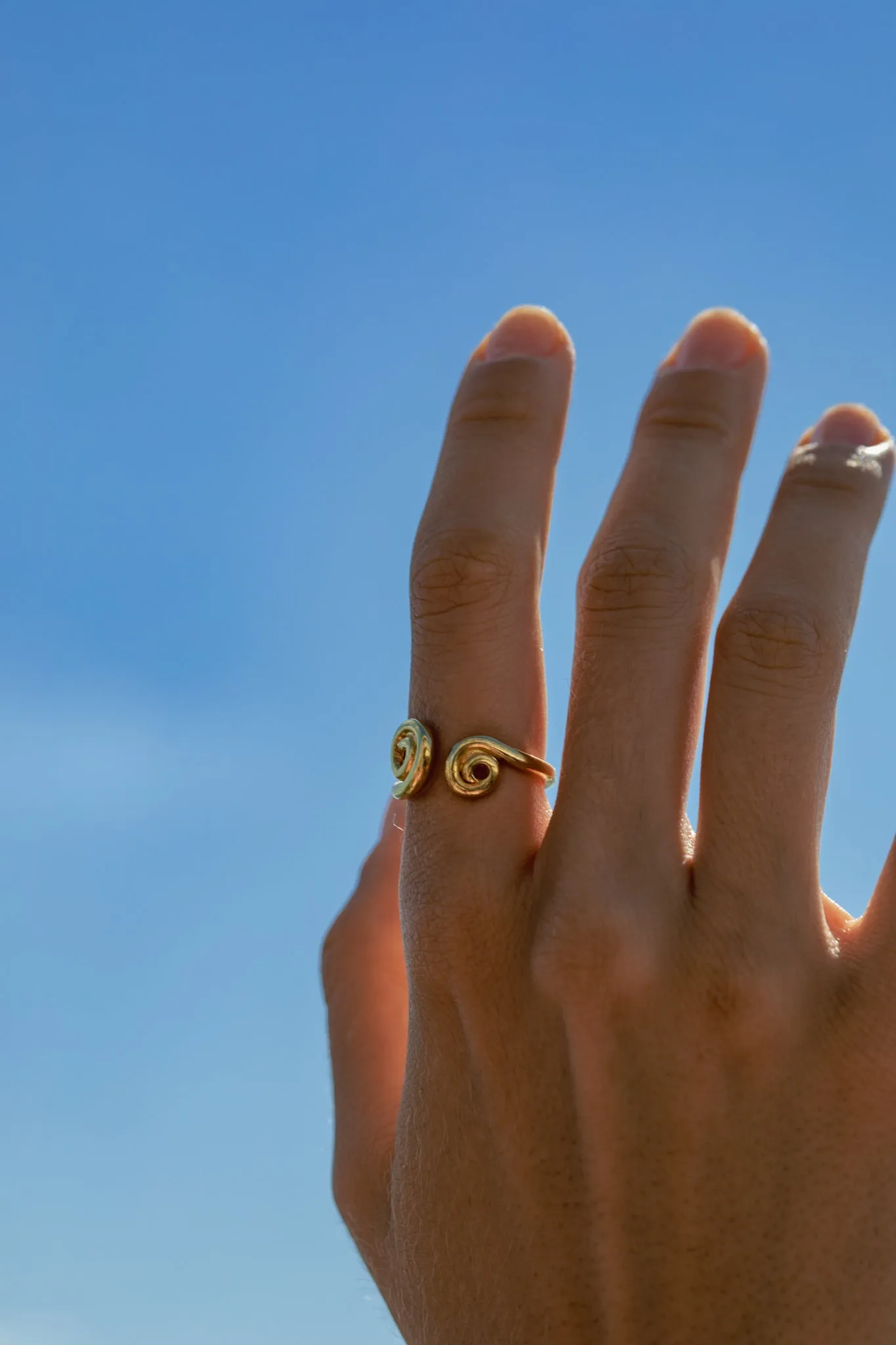 Dyo Gold Ring